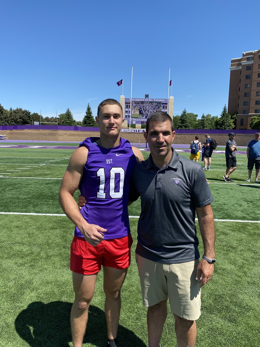 thesamgonzalez's tweet photo. I want to thank the University of St. Thomas Coaching staff for having me up for a great camp this weekend!! @Coach_Caruso @CoachDodson13 @Coach_WatkinsST @kuchinski8 @CoachJakeLandry https://t.co/dqUovlL47G