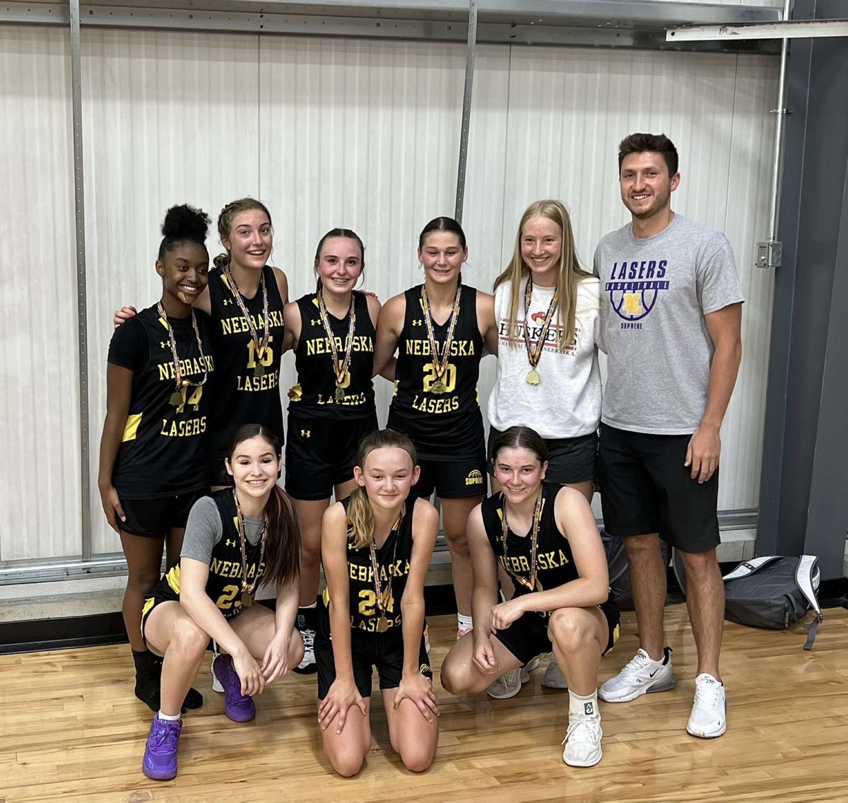 Congrats to our 16U Gold team on winning their division of the Summer Jam with a 4-0 record.
