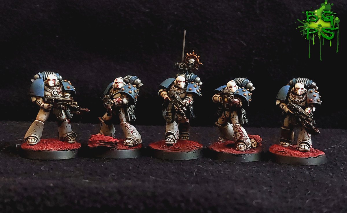 BusyGoblin's tweet photo. First five World Eaters for a Tactical Squad done! Turned out really nice... Well as nice as gore drenched berzerkers can be!

#busygoblin #horusheresy #worldeaters #30k #GamesWorkshop #WarhammerCommunity https://t.co/PiZleXcOph