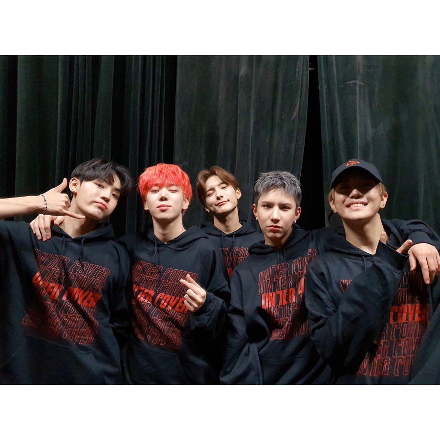 ACEtagram_7's tweet photo. 191216

[#ACE_PHOTO] 📸
⠀
A.C.E CONCERT
[UNDER COVER : AREA US]
⠀
2019.12.15 #7 DALLAS CHOICE 💗
We Love You !
⠀
#ACE_CONCERT
#UNDERCOVER_AREA_US
#ACEinDallas
⠀
#ACE #에이스 #삐딱선 #SAVAGE
#준 #동훈 #와우 #김병관 #찬
#JUN #DONGHUN #WOW
#KIMBYEONGKWAN #CHAN https://t.co/1qALnrdOGs