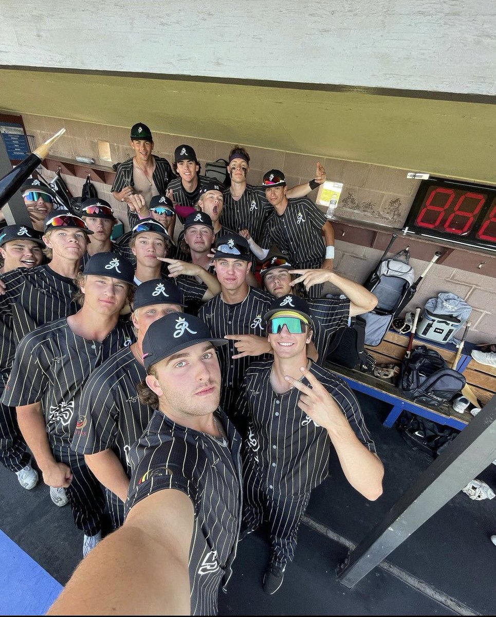 Triple Crown Royals tweet media