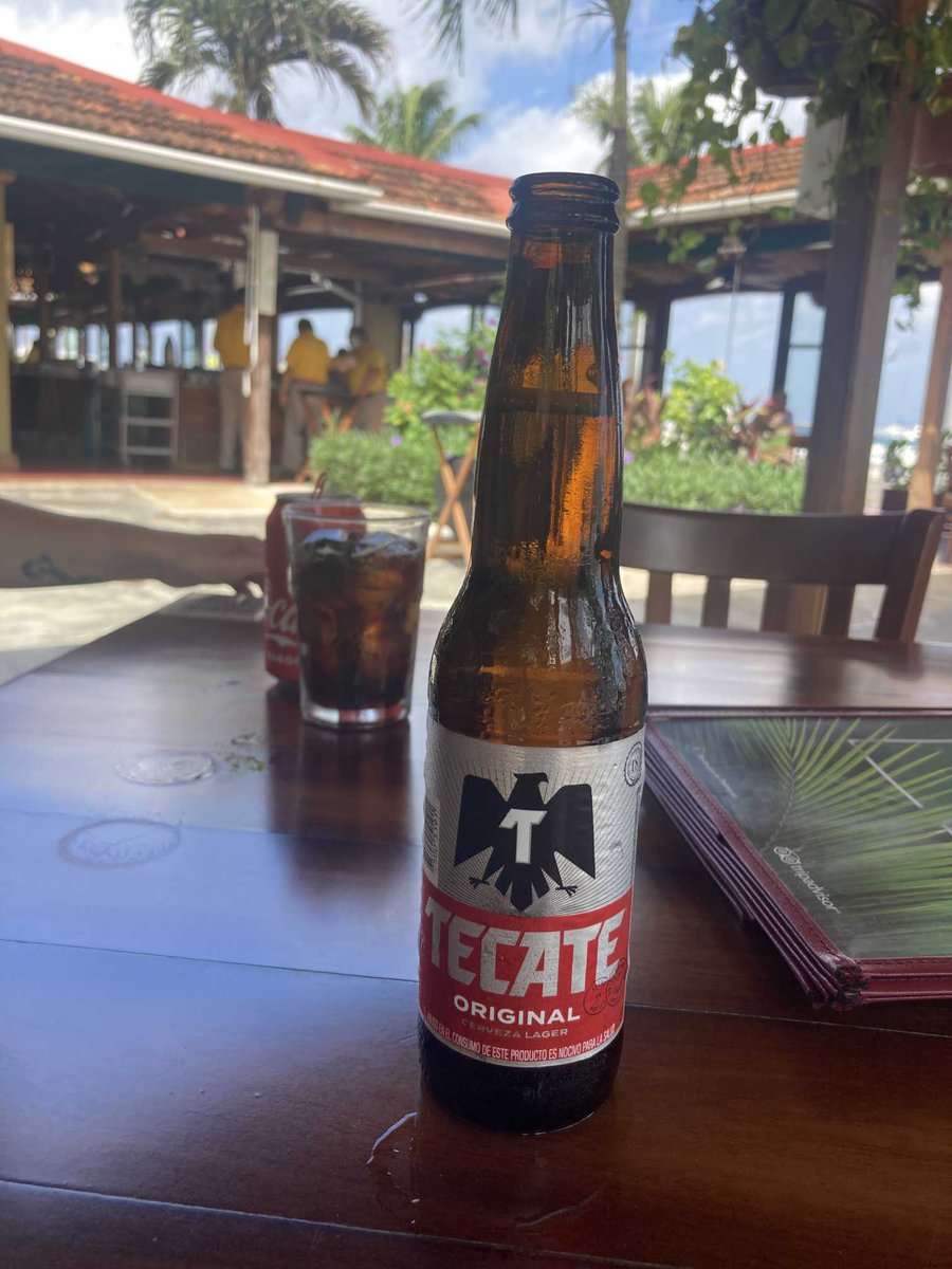 KrnBmM's tweet photo. Quien para tomarnos unas @CervezaTecate?😜😜
#LaCervezaMásPadre https://t.co/635chjca1Y