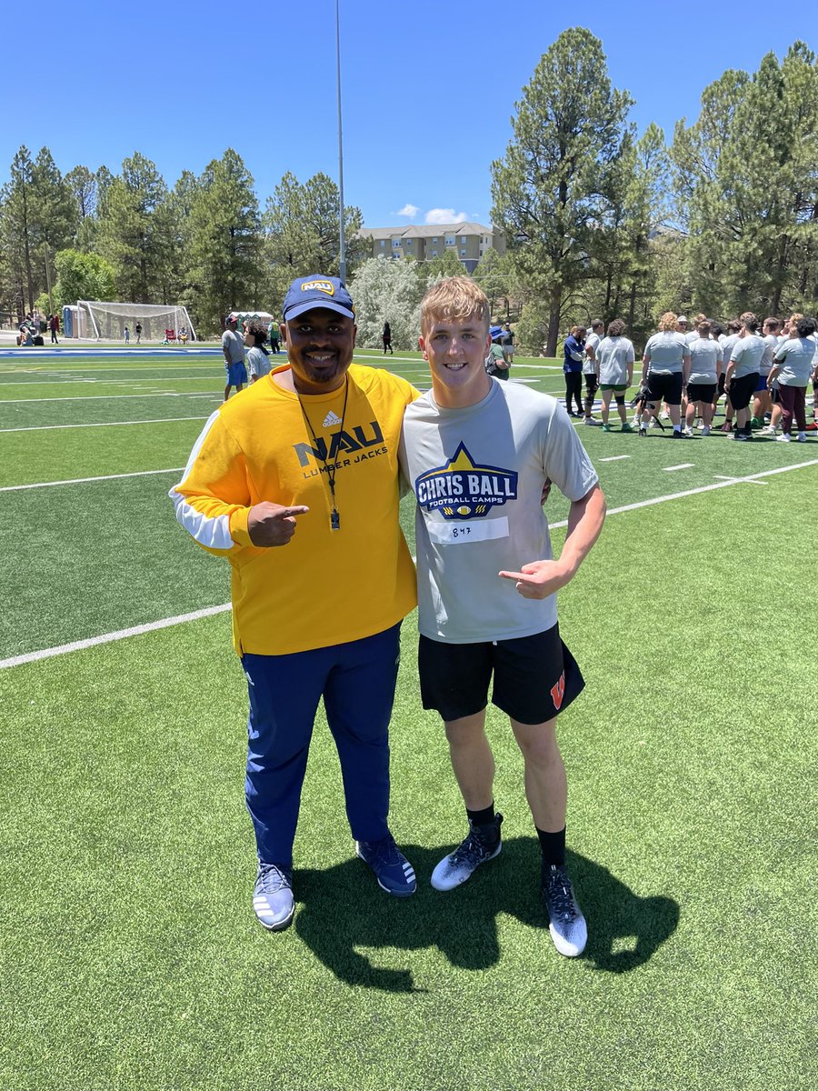 RusherPepper's tweet image. Thank you coach @CoachChrisBall for hosting a great camp. Thank you @CoachRudyG @CoachCaughman for the great coaching I got to put some new moves together that were very well taught. @NAU_Football