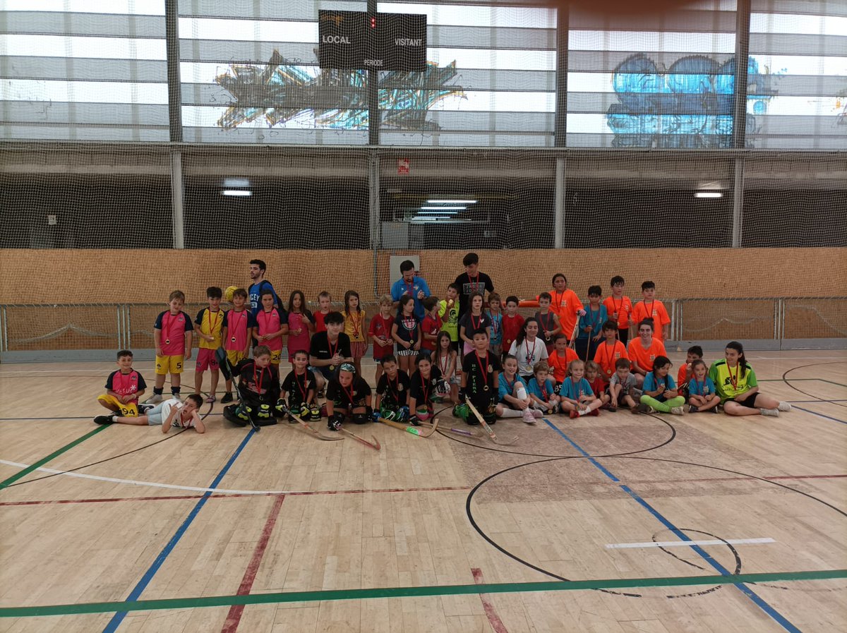📸 Imatges del Prebenjamí C que ha participat al Torneig de l'<a href="/sferic_ok/">Sferic Hoquei Patins</a>. 

#SomhiPiera🇳🇬 #HoqueiBase💚
