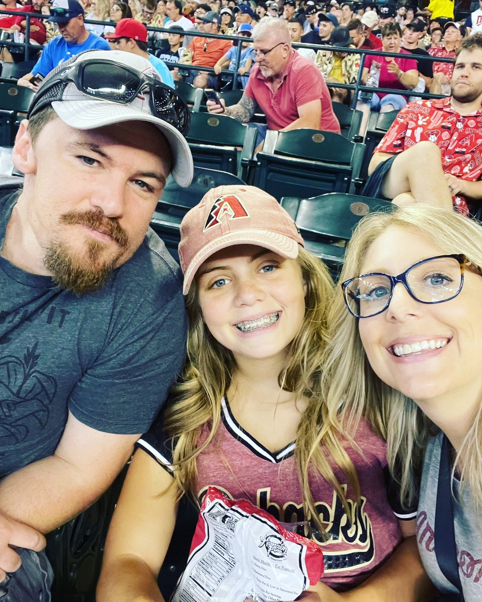 J_FruehAZ's tweet photo. Father’s Day at the ball park! Great way to spend the afternoon! Have fun team!! Play hard! ❤️⚾️ #godbacks #dbacksdad https://t.co/DalC6p0v1Y