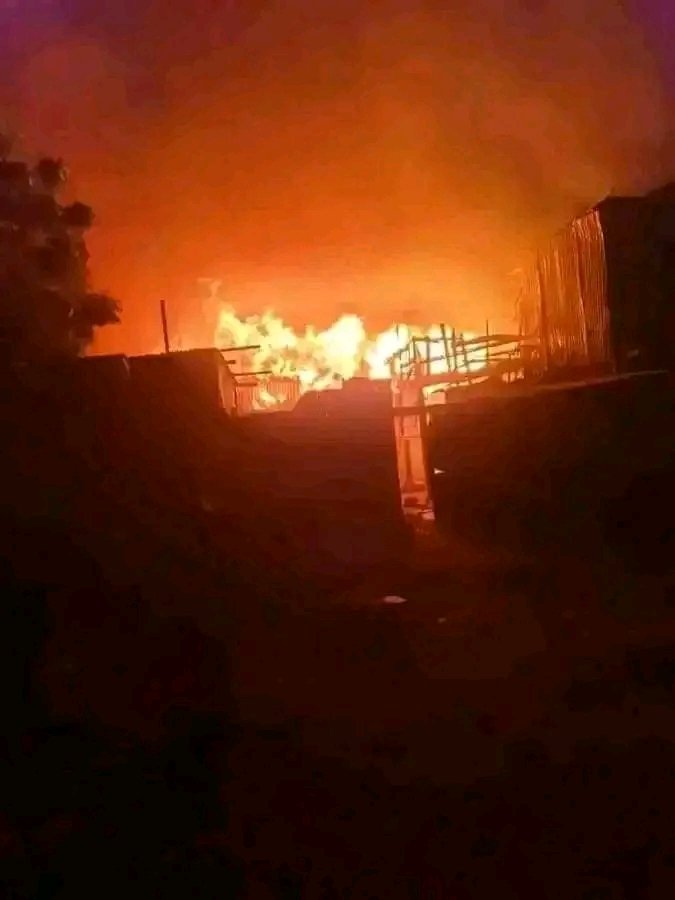 lahadda88's tweet photo. This is how Dictatorial IOG regime in Djibouti 🇩🇯 massacre and Disabled Afar elders at their own home by burning it, in Yangulali(warable) district . Justice must be served. #SaveAfar @sajid_nadeem78 @althecat @BBCAfrica @US_Emb_Djibouti @hrw @tjftrojer @AfarWatch https://t.co/zuiwO9uDIU