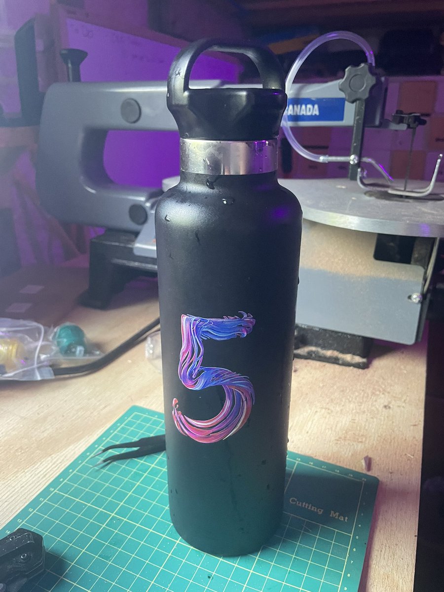 CMDannCA's tweet photo. It’s so hot out today I need to bust out this bad boy piece of memorabilia #oc5 #oculusconnect #oculus https://t.co/6QXpbIh52w