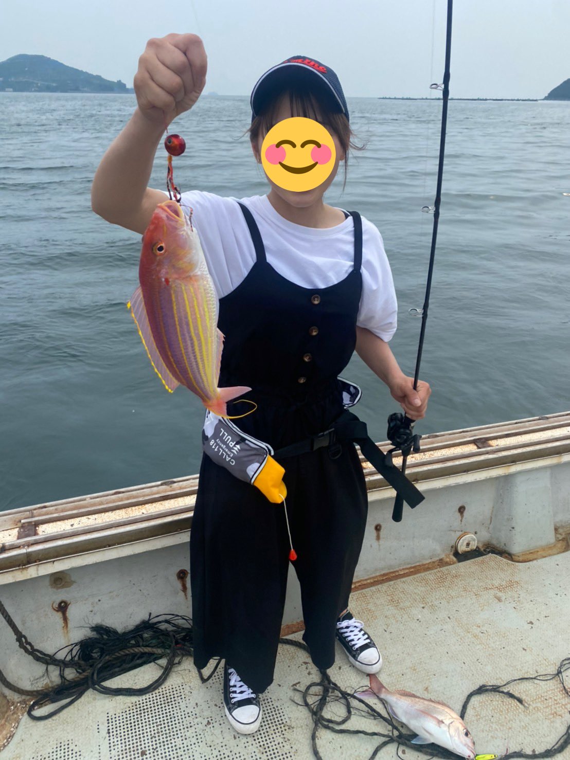 あんみ 三女が生まれて初めて釣りをしたらしい 高級魚を釣ったとかやけど 価値がわからん なんで魚なんやろ T Co Turv0pabgd Twitter