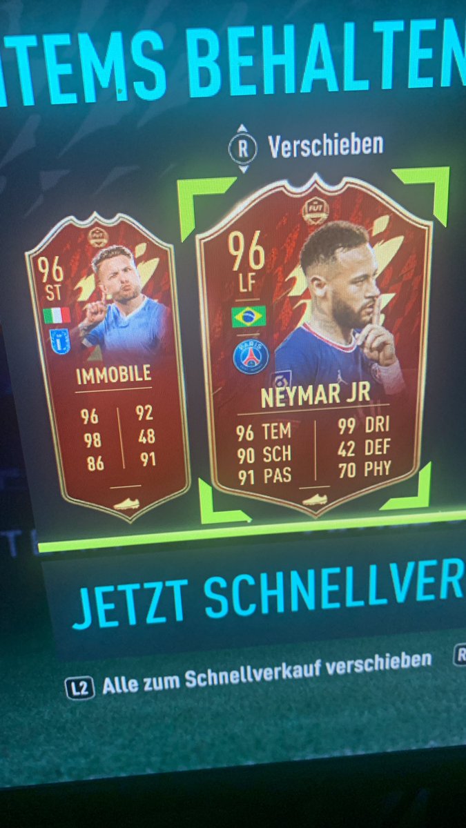 MissLuaby's tweet photo. EA und ich 🤝 
#neymar #weekendleague #rewards https://t.co/lHxAHrMYG0