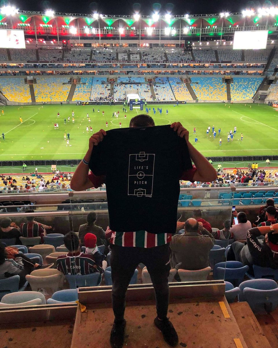 tjmmnw's tweet photo. PODESŁAŁ KACPER: POZDRO Z MARACANY
FLUMINESE - AVAI
JESTEŚMY WSZĘDZIE 👊
#tjmmnwlifestyle #lifeisapitch https://t.co/zHHY8lL8Qf
