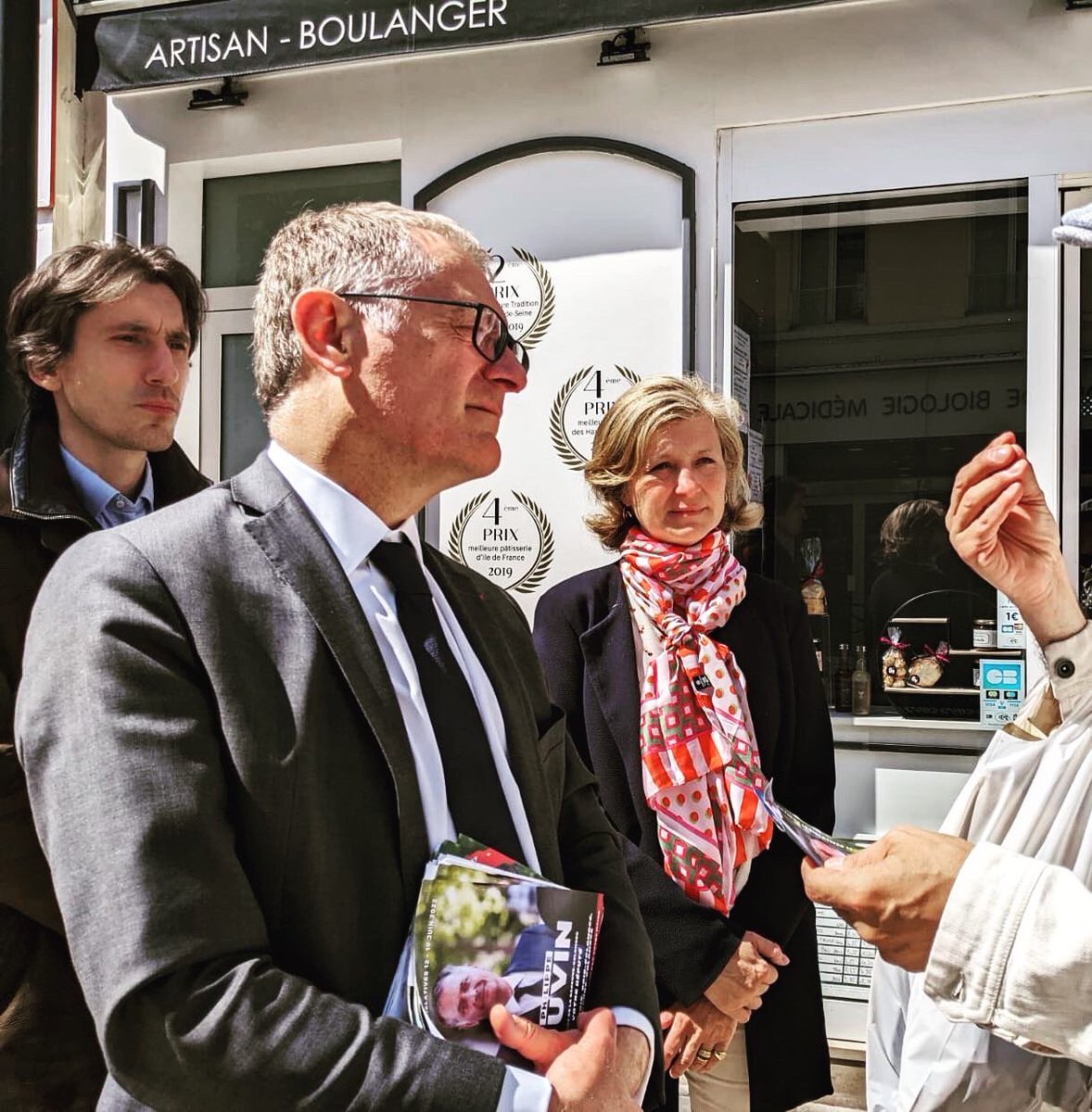 David Brexel (@davidbrexel) on Twitter photo Félicitations Monsieur le Député <a href="/philippejuvin/">🇫🇷 🇪🇺 Pr Philippe Juvin MD PhD</a>! ravi d’avoir pu participer à votre belle campagne et de pouvoir célébrer cette victoire. Félicitations Monsieur le Député <a href="/philippejuvin/">🇫🇷 🇪🇺 Pr Philippe Juvin MD PhD</a>! ravi d’avoir pu participer à votre belle campagne et de pouvoir célébrer cette victoire.