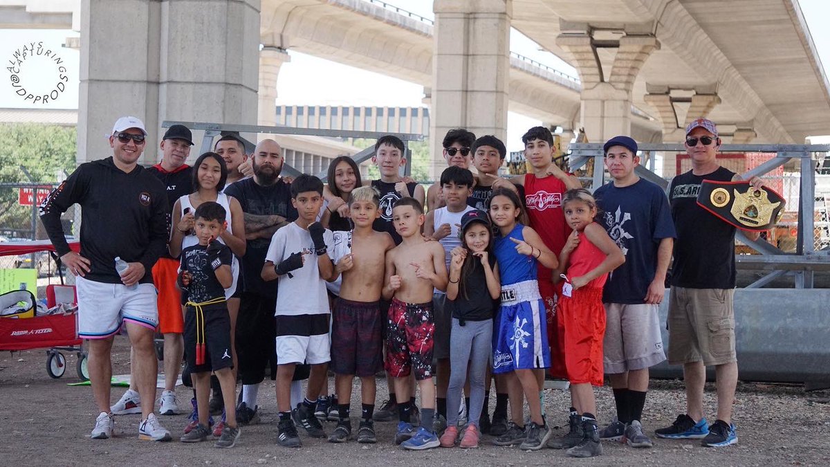 jdpprods's tweet photo. POV: You’re in your car driving and some kids are outside chasing their dreams. If able, please donate and help them get to nationals!
#JDPPRODS 

We are fundraising to get our eligible boxers to the National Junior Olympics in Wichita, Kansas coming up July 9th-16th. (CONT) https://t.co/A4GqGmObGi