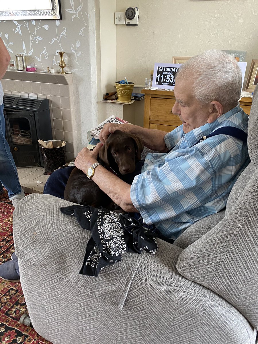 AllwoodElisha's tweet photo. Hug your grandads tight, you never know what’s coming around the corner. Miss you today and always ❤️ https://t.co/86vHH5Mpwk