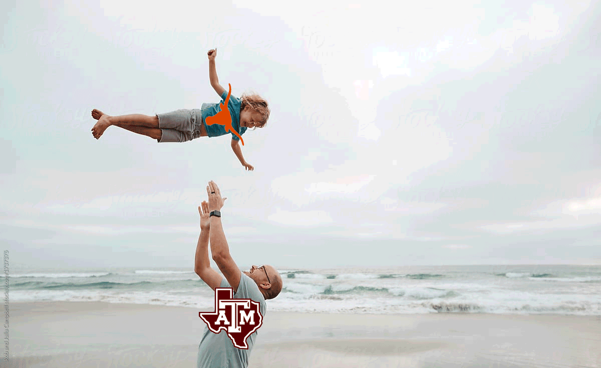 RedditCFB's tweet photo. No better way to spend Father's Day than a nice afternoon with daddy. https://t.co/ncWushYp7i