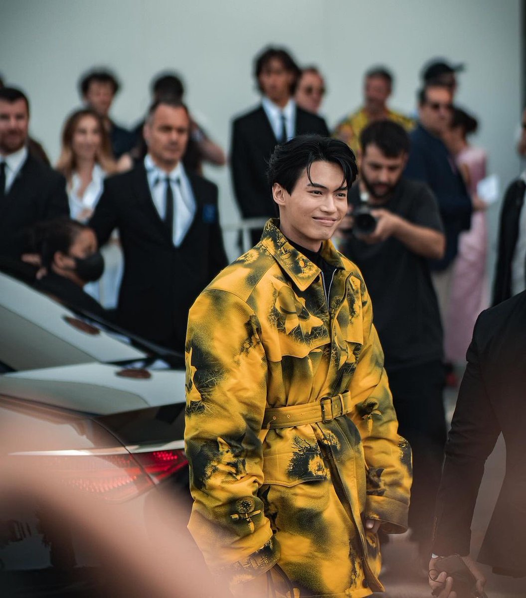 __opywpy__'s tweet photo. ⭐️🔥
📌 https://t.co/mGupunxXZq
cr. phabiosphoto_

#PRADAxWINMetawin 
#PradaSS23 
#winmetawin https://t.co/pGDmMFwlEG