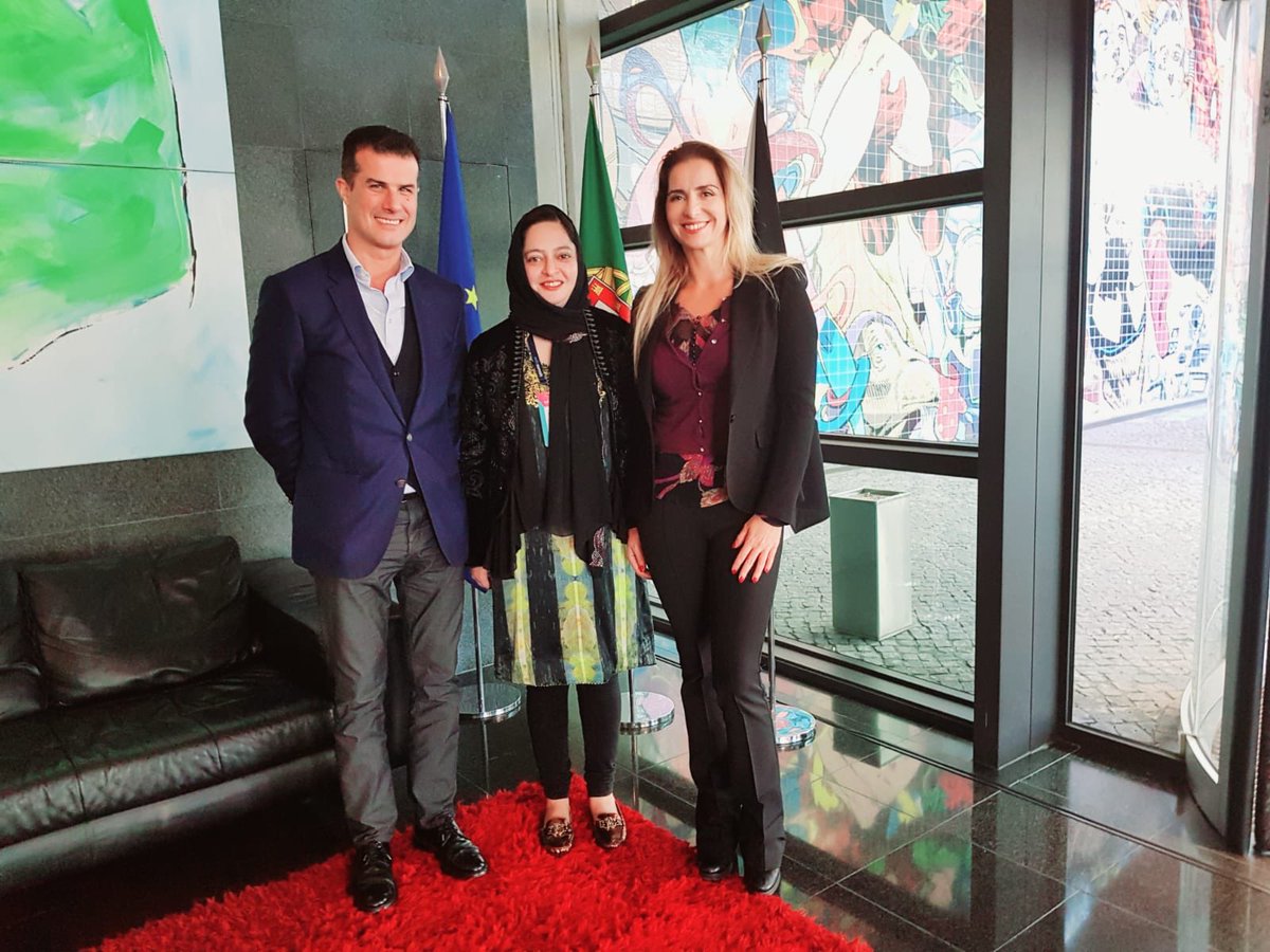 AmnaAwanAMGroup's tweet photo. My business associates in Portugal keep our group image stronger in Portugal https://t.co/9Oq35A8n9B