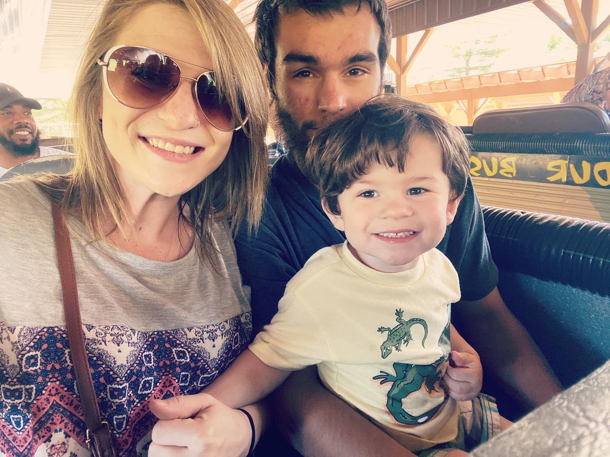 dizzyy27's tweet photo. Happy Fathers Day babe😘 https://t.co/50yQjWhLOp