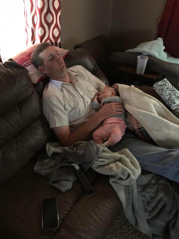 casey_jensen15's tweet photo. Just two stereotypical dad pictures https://t.co/7hzY696FTm