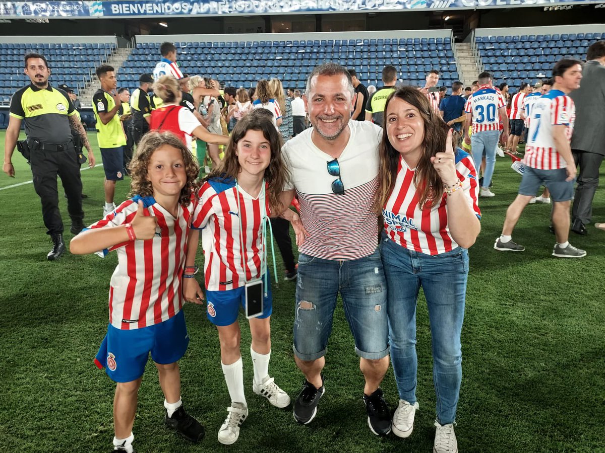 ⚪️🔴 FELICITAT ⚪️🔴