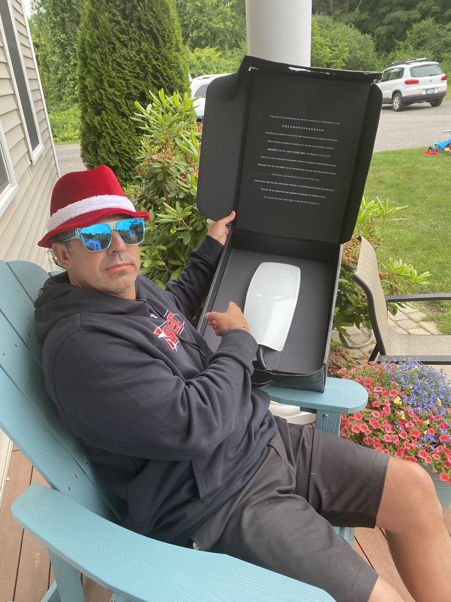 crombiechris's tweet photo. @elonmusk my favs Father’s Day gift.  Please run for president. https://t.co/ufD3oAfQUg