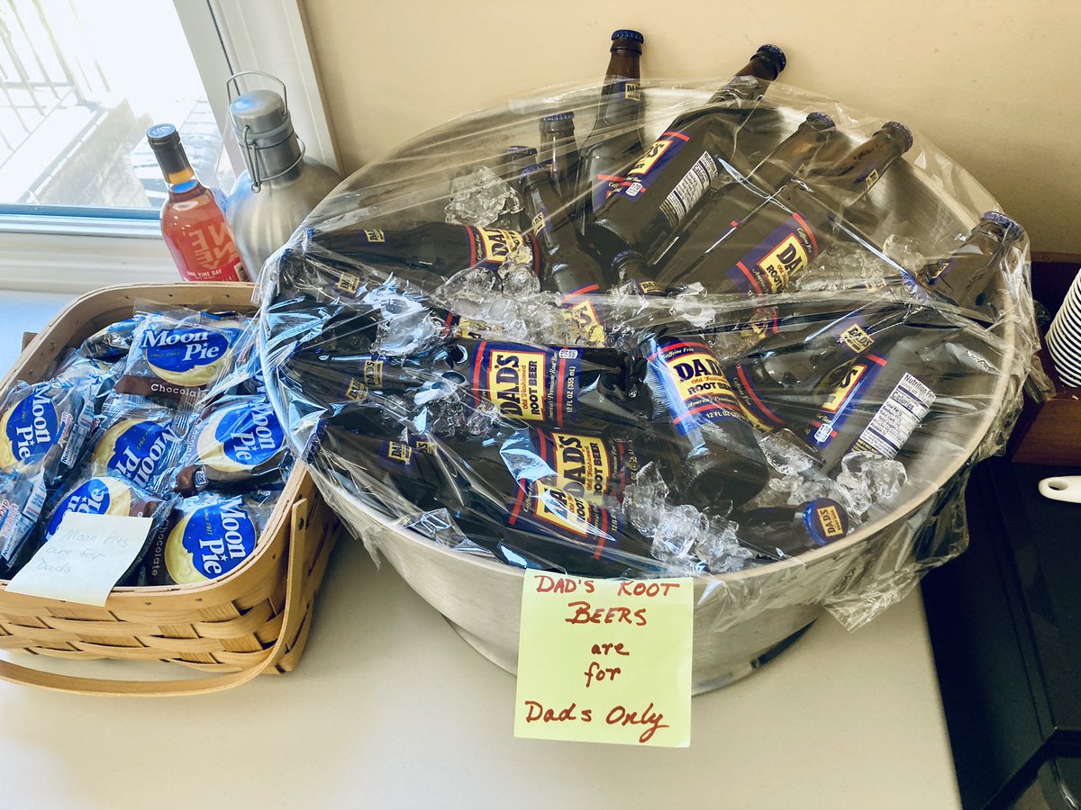 herman_alaska's tweet photo. Happy #FathersDay! Most of these Dad’s #RootBeers and #MoonPies ended up donated by the Dads to the parish kids. As it should be.
#ROCOR #EasternOrthodox #OrthodoxUSA #liveorthodoxy #orthodoxchristian https://t.co/I85HKmTLNh