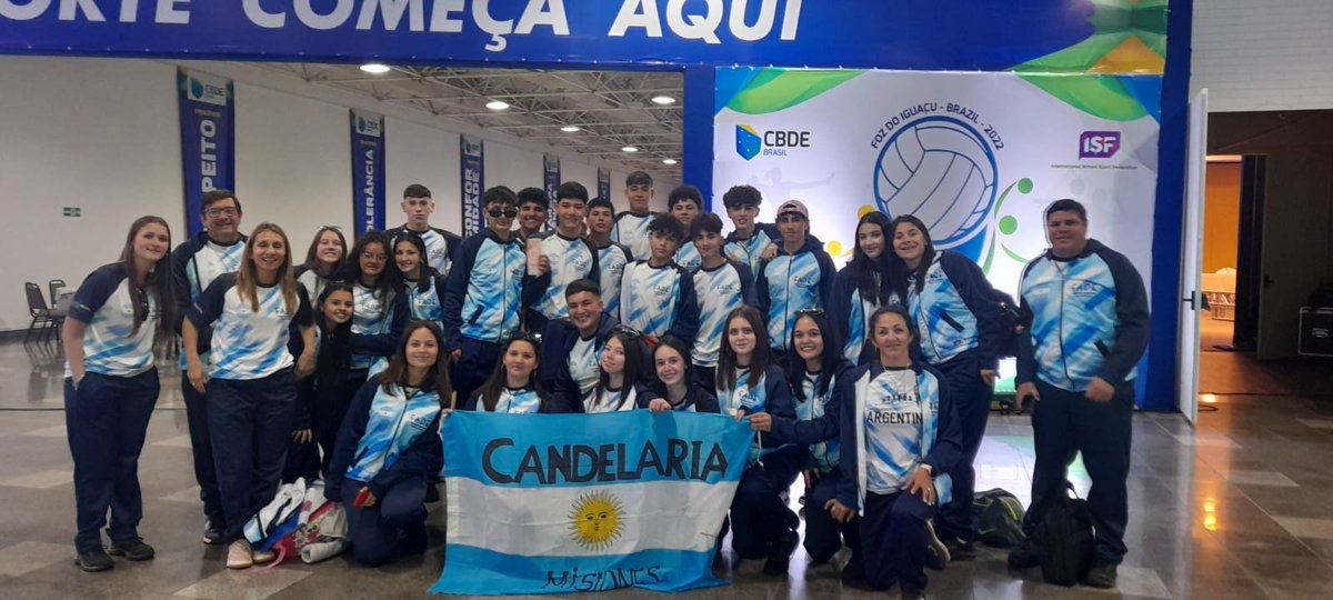 FADEarg's tweet photo. La delegación Argentina🇦🇷 llegó a 👉📌#FozDeIguazú🇧🇷 para representarnos en el Mundial de Voley🏐 Escolar de @ISFsports.
Les deseamos el mayor de los éxitos!🇦🇷🏐👏
@lpetrynka @horafilhocbde
@Leot14
➡️Deporte Escolar❤️🇦🇷
@ines_arrondo @Herrerayflia @jaimeperczyk @jalbertogalarza https://t.co/vCU5p0lnus