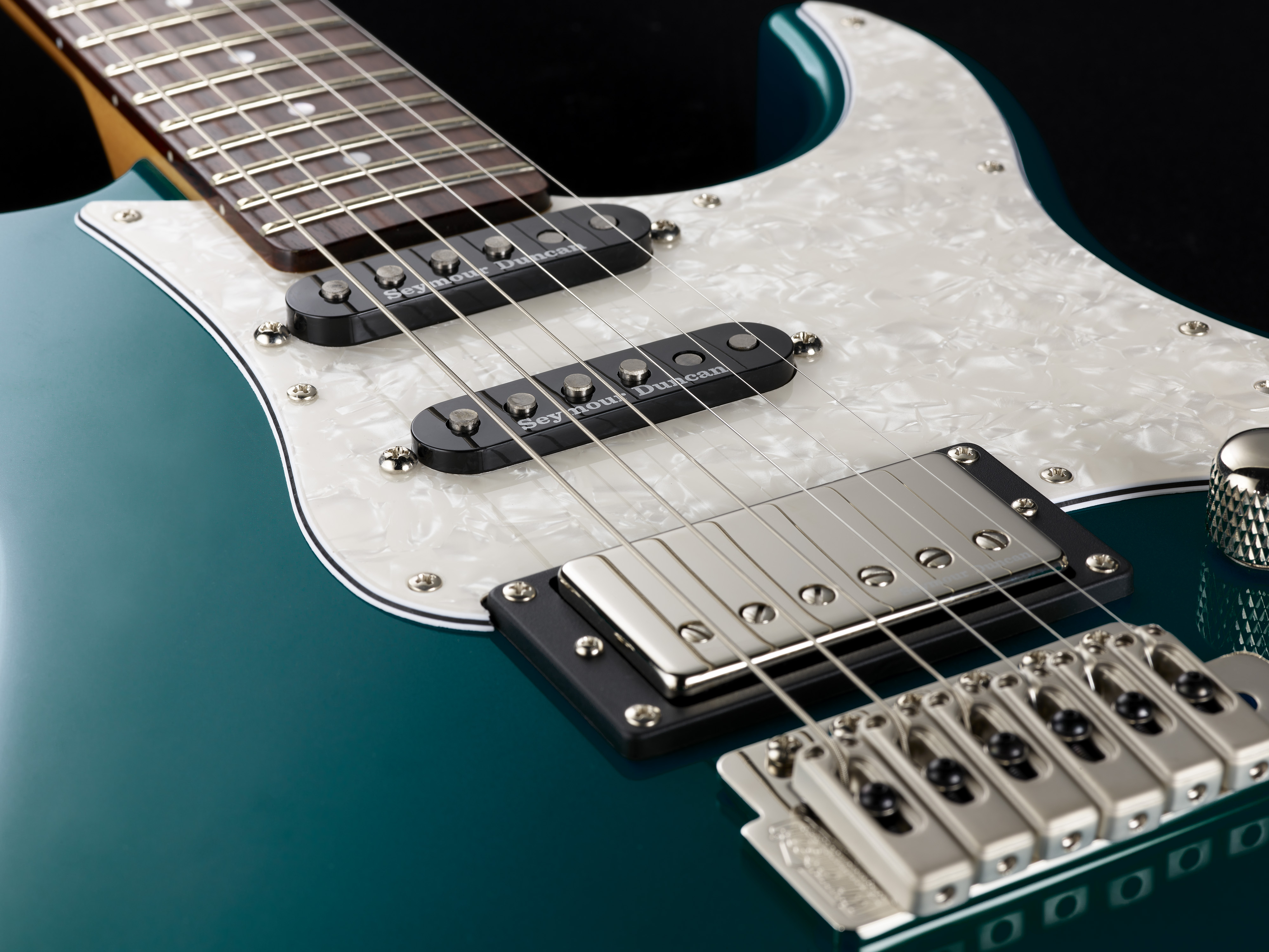 Yamaha Guitars on X