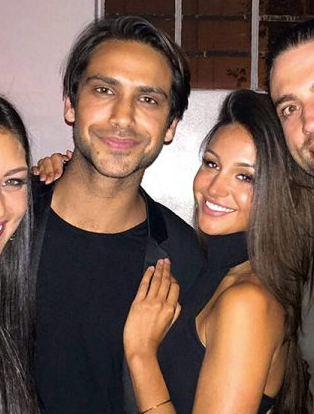 JuttaFreudig's tweet photo. #MusketeersEurope #LukePasqualino #lucapasqualino 😍🔥 and #CoActresses in private moments ❤️ with #MichelleKeegan #OurGirl - #MaimieMcCoy #AlexandraDowling #TamlaKari #TheMusketeers - #PhoebeDynevor #Snatch #LucaLundi https://t.co/gW2ICcL0hi