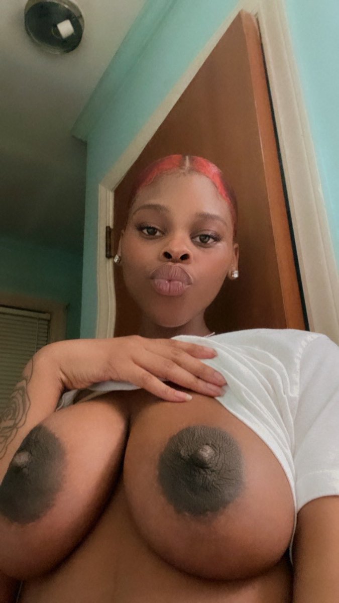 MsPressuree's tweet photo. Pure cuteness come sub 😵‍💫 https://t.co/EVbOyrrtX0