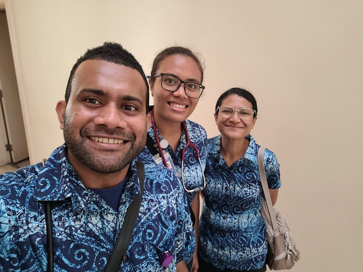 PeceliV's tweet photo. Kalavata weekend day on call!
#Sham #Pam #Pex #three_musketeers https://t.co/SrSZ5zopfO