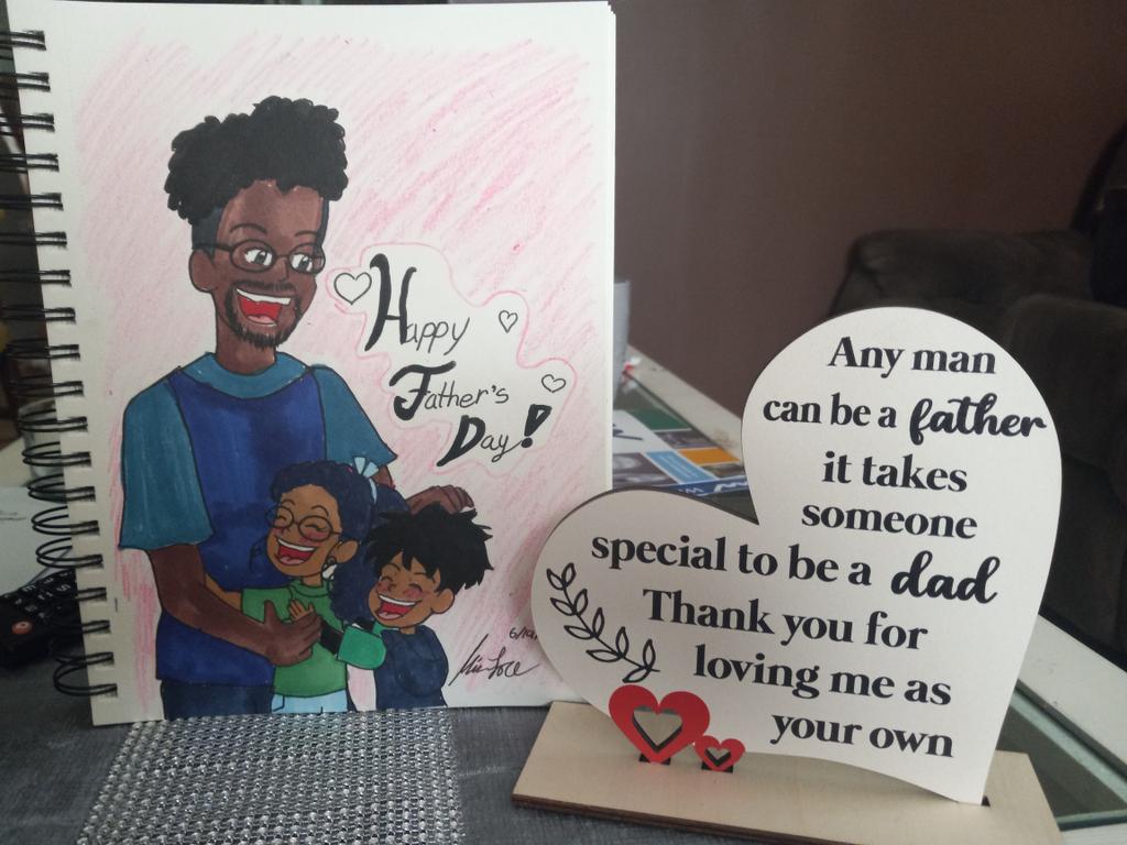 LorealHarris1's tweet photo. Happy Father's Day from me and my favorite hand drawn kids๐ Hector, Gigi, and their dad Jayden #AmISeries #MissLore #HappyFathersDay2022 https://t.co/8EywgRsg1m