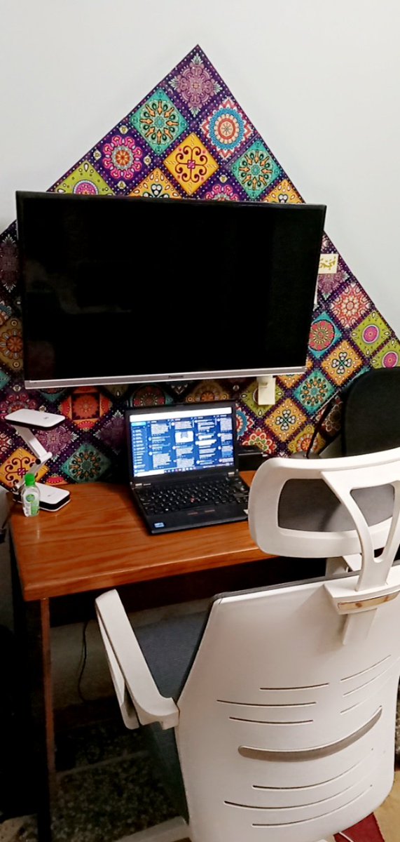 HammadUrRabKha1's tweet photo. This is my small work station. May Allah help to achieve the ultimate goal. Ameen!
#workspace with #hishamsarwar https://t.co/NEPLDqRLpX