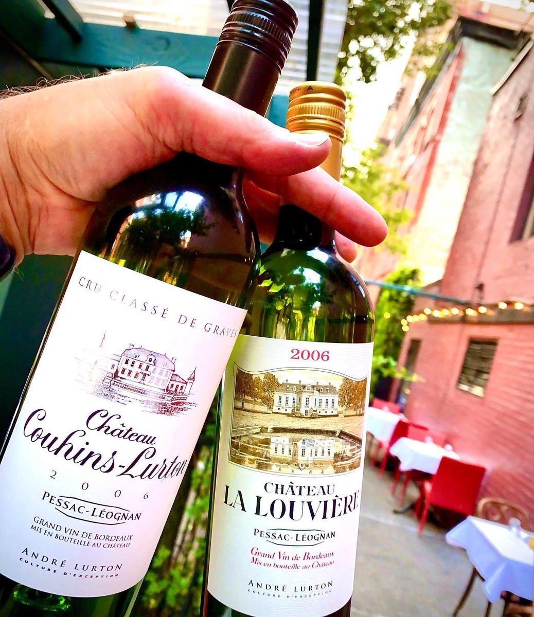 Andre Lurton did some experimenting with #screwcap #BordeauxBlanc in his 2006 harvest and I’ve finally got these beauties in house. Can’t wait to share them with you but they won’t be on list. Thank You @couhins_lurton, @chateaulalouviere @joannebordeauxus for making this happen!