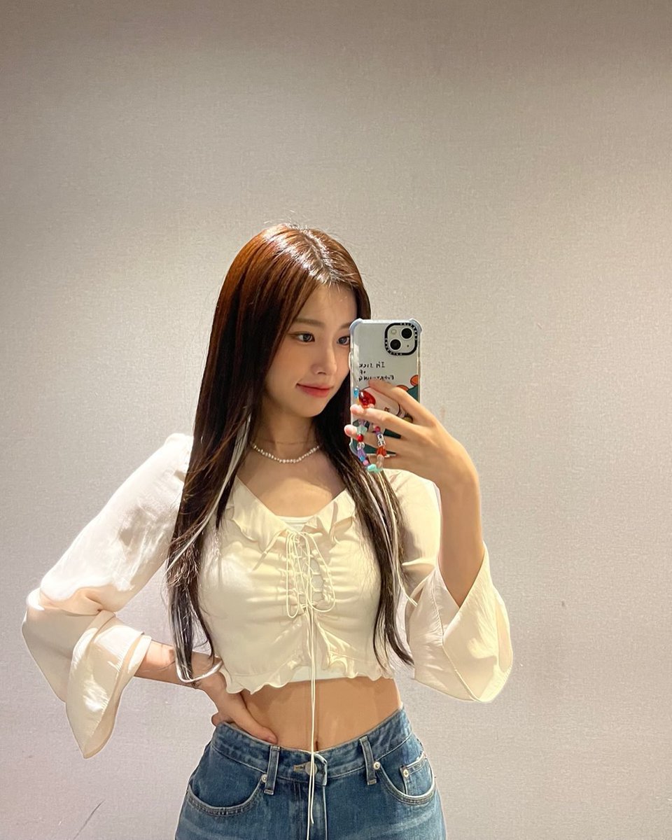 KangHyewonPR's tweet photo. [📸] Actualización de Hyewon en instagram. 

#KangHyewon #강혜원 https://t.co/JNF5S1VQcZ