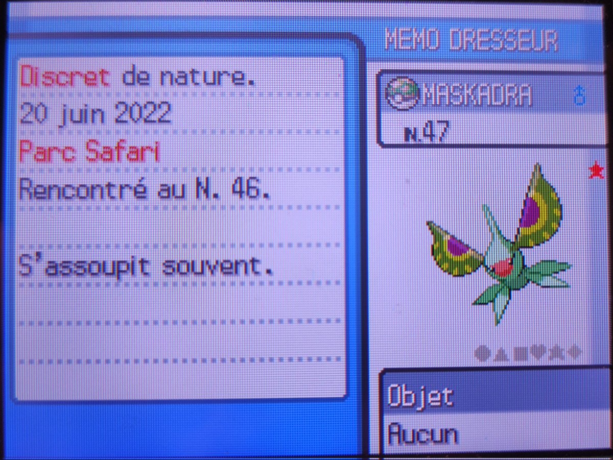 Premier shiny de cette #SafariWeek avec Arakdo en 3646 rencontres. Cela fait littéralement un an depuis le dernier shiny je suis vraiment très content d'avoir enfin trouvé quelque chose.