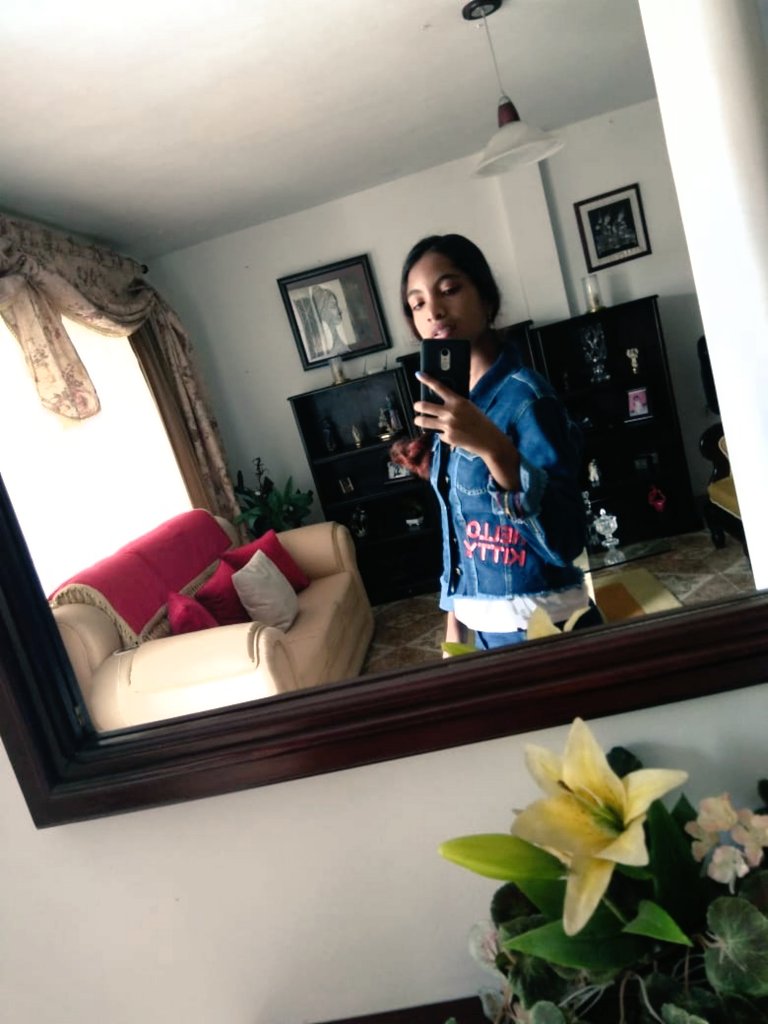 Nicole Tello tweet media