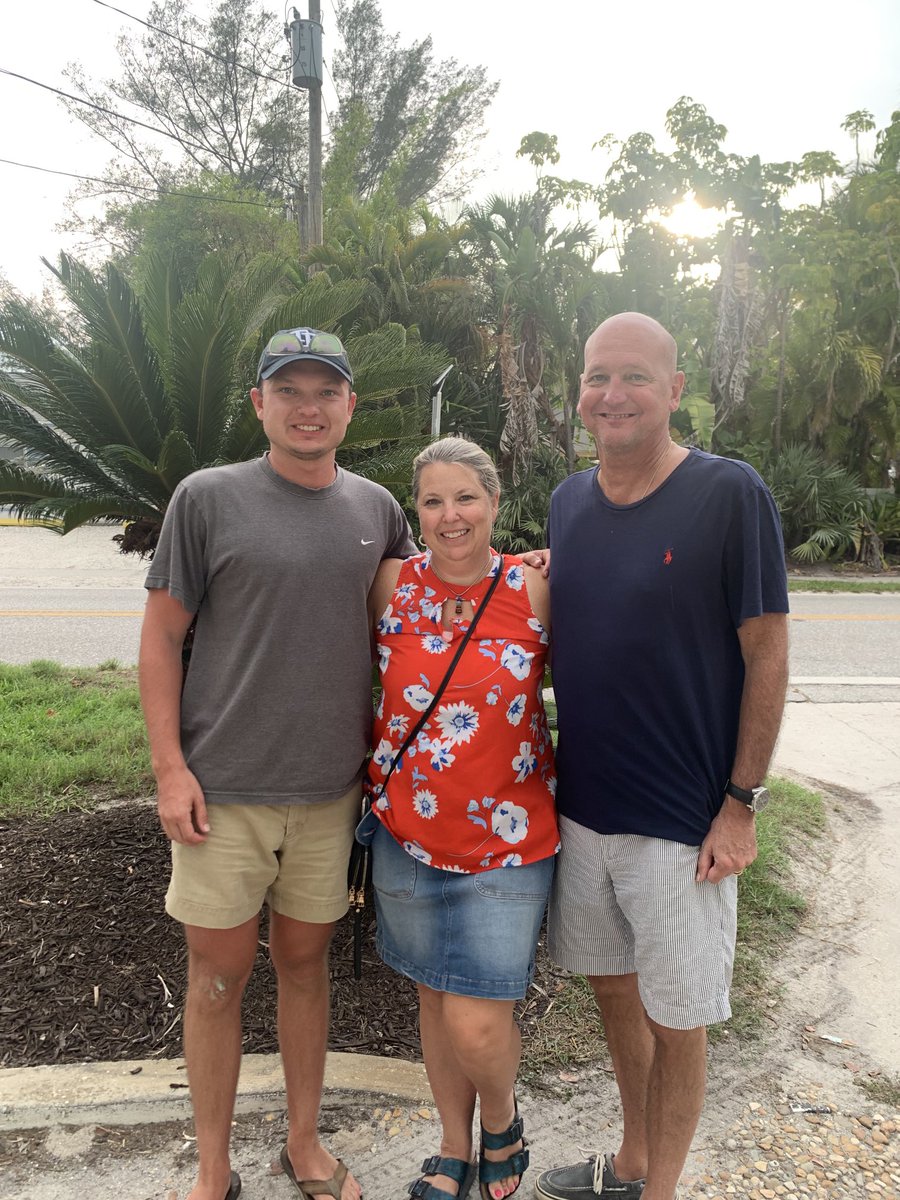 ross_rwalker's tweet photo. Having a great Father’s Day on Anna Maria Island 🏝 https://t.co/cHs0G71jNL