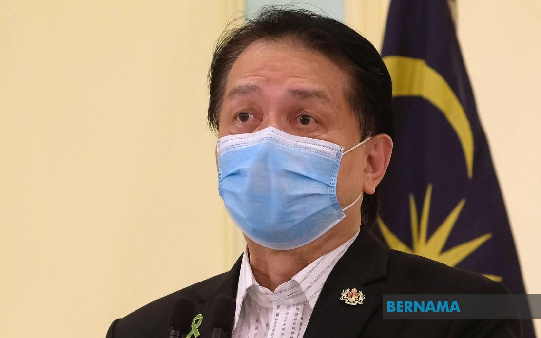 bernamadotcom's tweet photo. COVID: Jumlah kes baharu meningkat, kematian catat penurunan minggu lepas 

@KKMPutrajaya @DGHisham 

https://t.co/DYxoC4edWL https://t.co/QgyzsWR7cm
