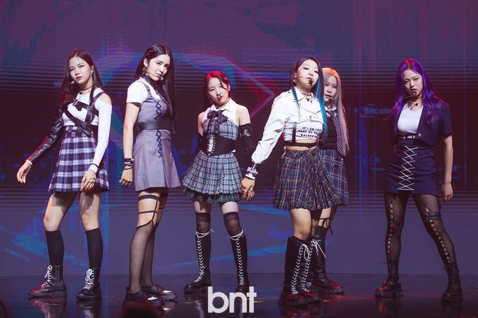 oh i think this is the ending pose