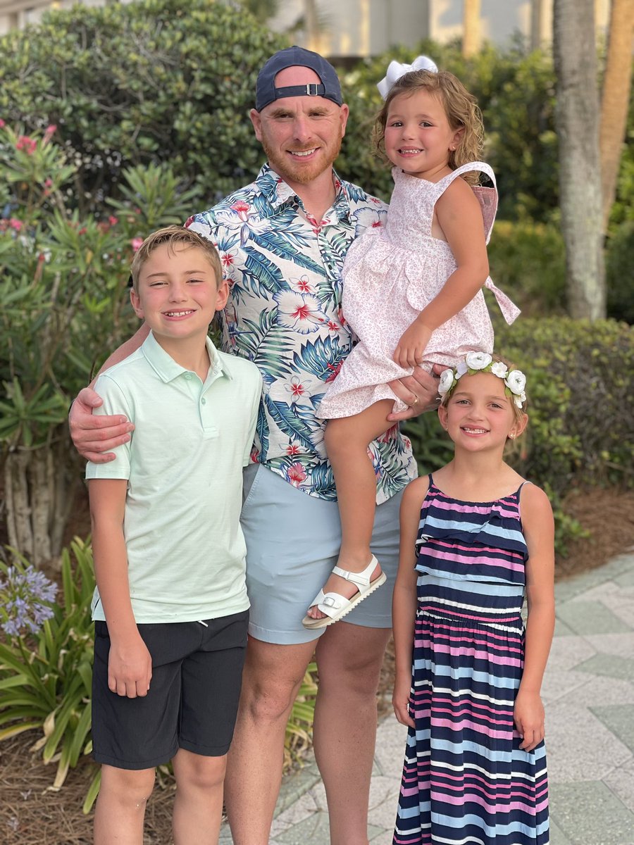 rdot_jones's tweet photo. Father’s Day Celebration Continues

#beachvibes 
#FathersDay 
#panamacity 
#HZG https://t.co/hUjzJI0uU7