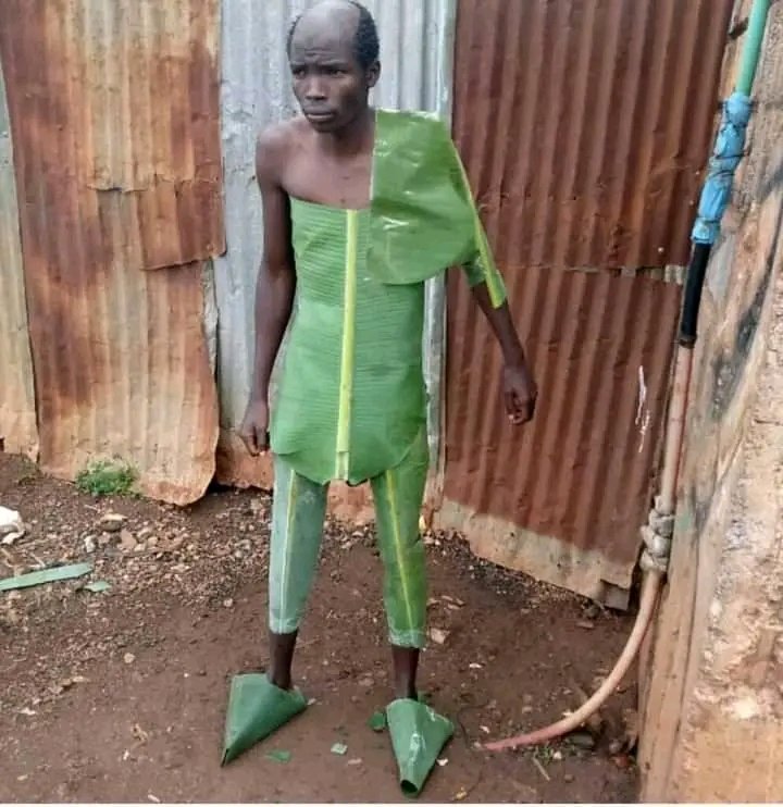 HaitiMegas's tweet photo. Yo dim ti tonton an ,ak tout fanatik Real liyo kanpe konsa ,lè yo we @wendyyyytraka ap fè hit sou hit wi,lap gade konsa 🤣🎂🤣🤣 https://t.co/MyqIuqrQkL