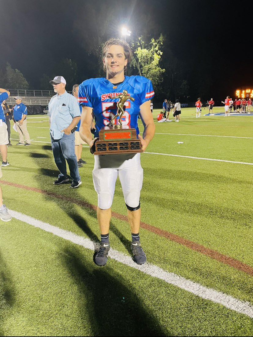 CProcaccini54's tweet photo. Had a great time representing @Lakers_FB and the South in the Shriners game this weekend. It was an honor playing for such a great cause and organization. #southwins @CoachAmaral
@AleppoClassic @Coach_Dakosty @coach_sh1ne @ColgateFB https://t.co/6YMPhKjrRY