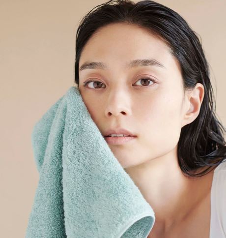 hartwell_towel's tweet photo. 蒸し暑い日は、タオルが欠かせないですね😓
今日は、
#ペパーミントの日 

ハートウエルでは、ミントカラーのタオル販売中です！
摩擦レスで、肌へのダメージを大きく軽減したタオルです🙌
▼
https://t.co/bAQkBb91we

#今治タオル #CUOL https://t.co/7AejA3iNfJ