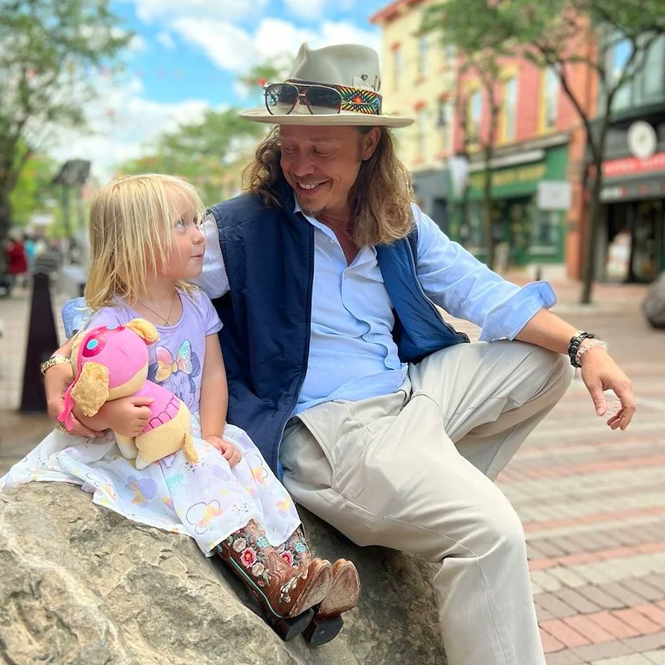 Yes, please. More fun-filled days like today.❤️ Spent a great #FathersDay  with Aurora and @crystalrose. Hope everyone had a great day.🌟  #HappyFathersDay #Vermont