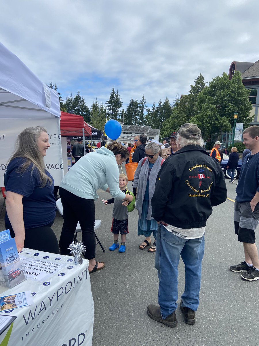 WaypointI's tweet photo. Great day at the Seaside Cruisers Fathers Day Show &amp; Shine in Qualicum Beach! Thank you to everyone who stopped by our booth! #WaypointGivesBack #Community https://t.co/vzWumudipo