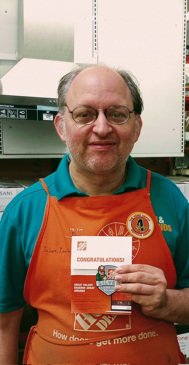 radiocblue's tweet photo. Accredited in April, received new Homer badge today. Salutations from store #4114! Hi-yo silver! #leadingorange 🍊 https://t.co/zfB4VXxvzr