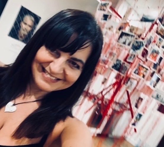 LizDeepJones's tweet image. Join me in #Canberra ⁦@ourANU⁩ ⁦@ANUcass⁩ this Thurs9am-3pm,check out my #WeBleedTheSame AntiRacism #exhibition w #photographer ⁦@TimBauerPhoto⁩ DM if u can make it for a special tour! #Coffee wld be fab #latte plse!Exhibition in RSSS building ⁦@ABCArts⁩