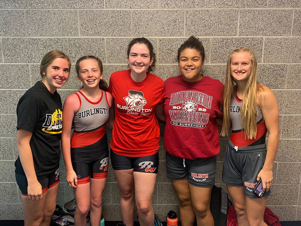 3 LadyCats and 2 Lady Bobcat wrestlers had very good days at the Summer Scuffle Dual Tournament.   Olivia and Abby wrestled for the Team Champions, DC Gold.  Johanna, Bailey and Sydney wrestled for the 5th place Team DC Black.  There were 10 teams.  Coach Mike V coached DC Gold!