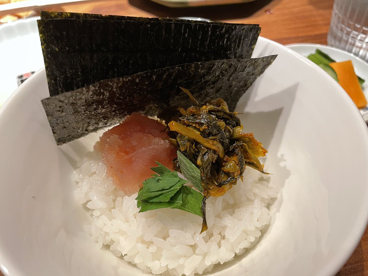 henkainc's tweet photo. 始まりましたね！月曜日！！
今週も頑張っていきましょー！

(画像は先週の金曜お打ち合わせ後にクライアントさんと食べに行ったご飯です😋😋😋) https://t.co/rlKw2joT00