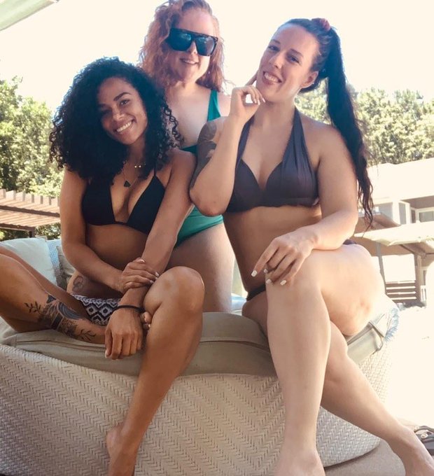 Sunday 🥰 #bikini https://t.co/2fdsWDpyn9<a href="/tag/bikini"class="tags">#bikini</a>